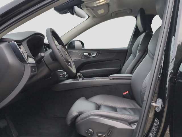 Volvo XC60 Dark Plus