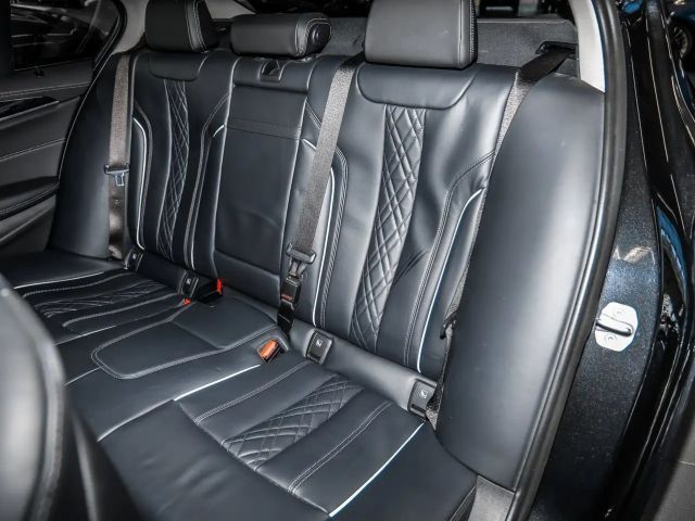 BMW 530 530d Luxury Line Sedan