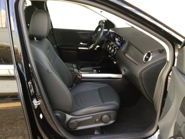 Mercedes-Benz B 180 Progressive