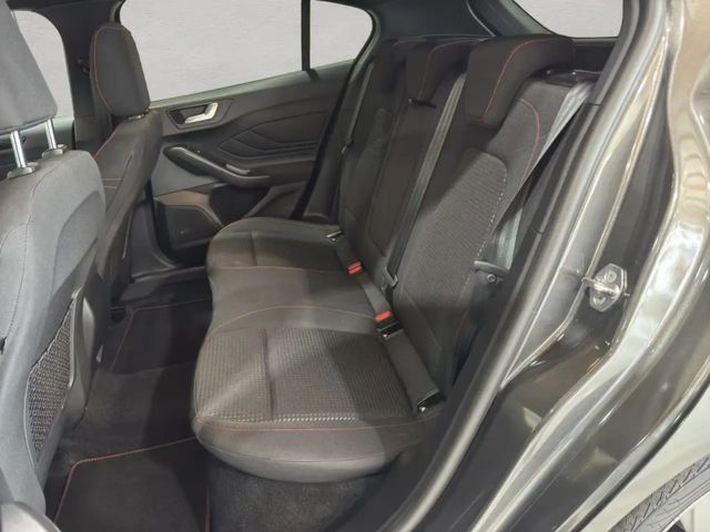 Ford Focus EcoBoost ST Line