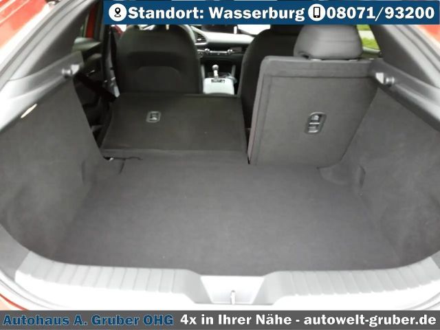 Mazda 3 2.5L SkyActiv e-Skyactiv