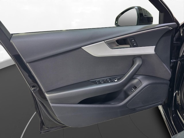 Audi A4 35 TFSI Avant S-Line S-Tronic