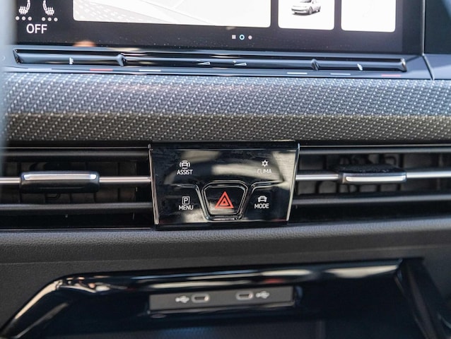 Volkswagen Golf 1.5 eTSI DSG Golf VIII Variant