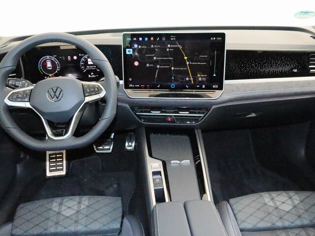 Volkswagen Passat R-Line eHybrid