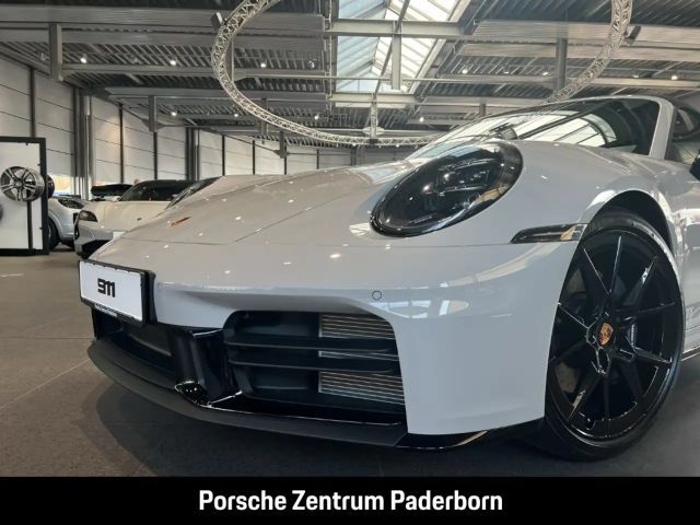 Porsche 992 Cabrio Carrera Turbo