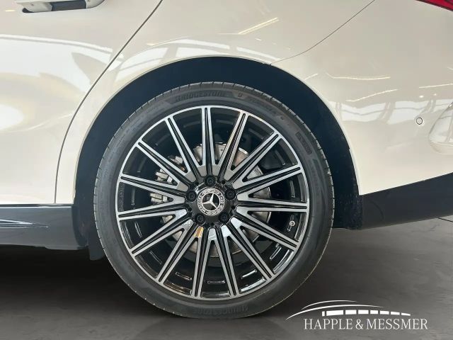 Mercedes-Benz CLA 350 4MATIC AMG Line