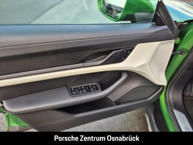 Porsche Taycan 4S Cross Turismo