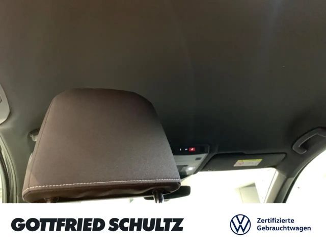 Volkswagen T-Roc ACTIVE TSI NAVI EINPARKHILFE ACC LED SITZHEIZUNG