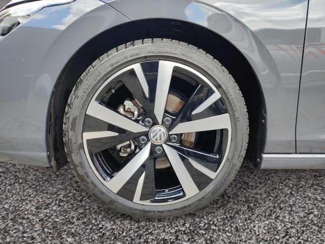 Volkswagen Golf 1.5 eTSI Golf VIII Style