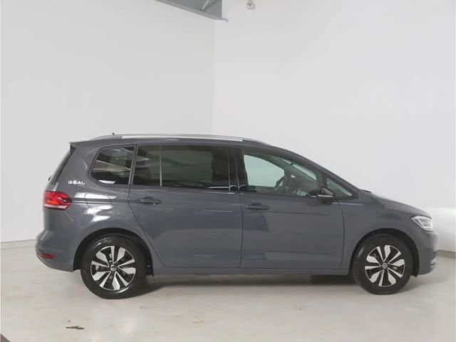 Volkswagen Touran 1.5 TSI DSG