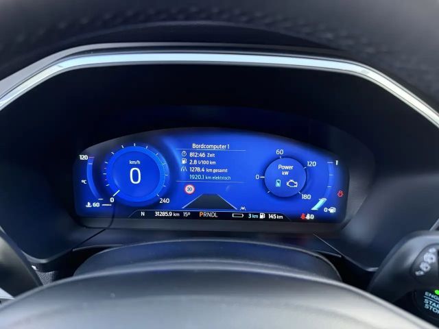 Ford Kuga Plug in Hybrid Titanium