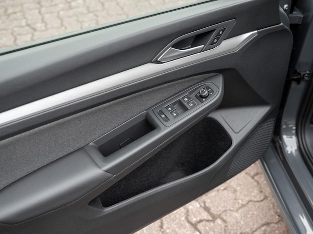 Volkswagen Golf 1.5 eTSI Golf VIII