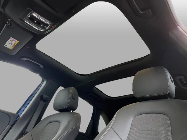 Mercedes-Benz B 200 Progressive Sedan