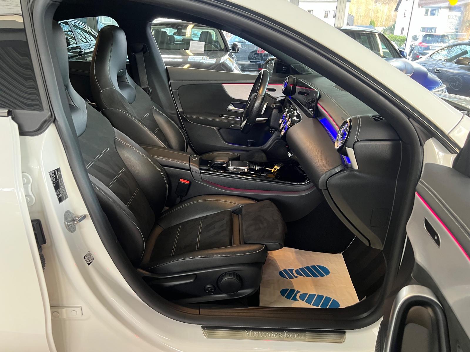 Mercedes-Benz CLA 200 AMG Line