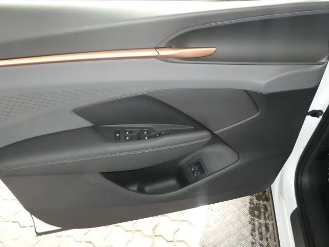 Cupra Terramar 1.5 e-Hybrid