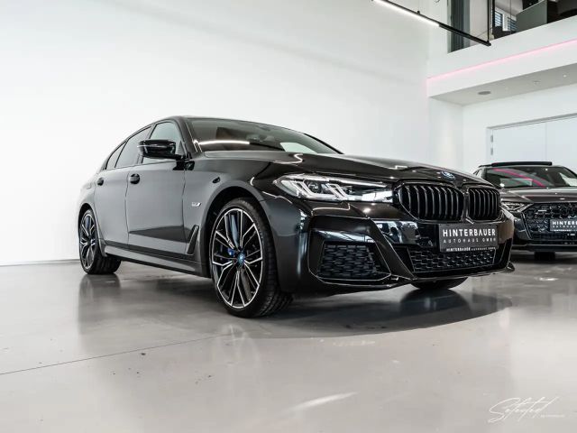 BMW 530 530e M-Sport Sedan xDrive