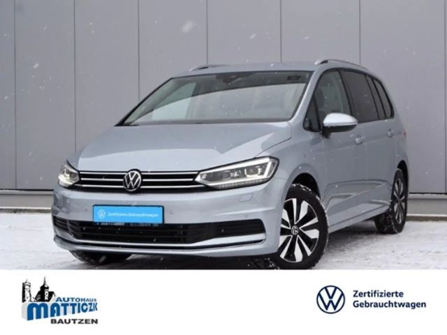 Volkswagen Touran 1.5 TSI DSG IQ.Drive Move