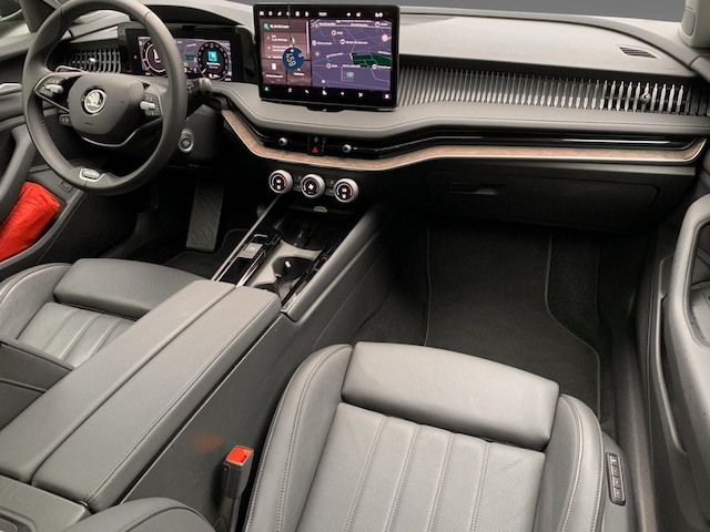 Skoda Superb 2.0 TDI Combi Laurin & Klement