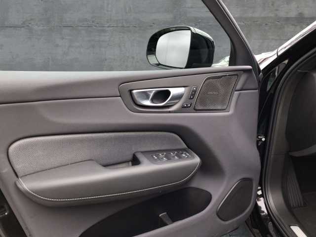 Volvo XC60 Dark Plus