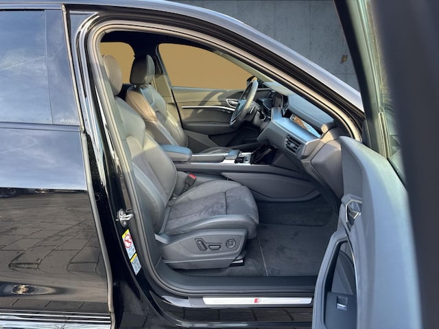 Audi Q8 e-tron 55 Quattro S-Line