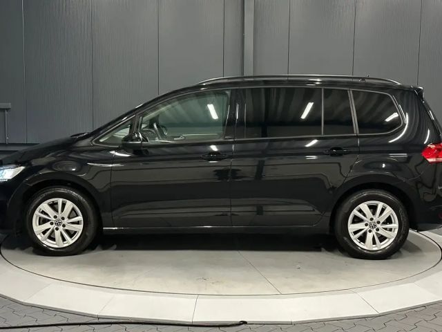 Volkswagen Touran 1.5 TSI DSG Family