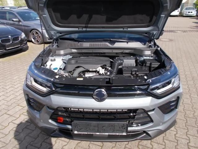 SsangYong Korando Blackline 1.5T LED, Navi, Keyless, Aku 18"