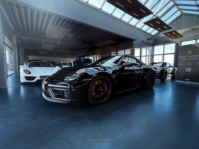 Porsche 992 4 Cabrio Carrera GTS
