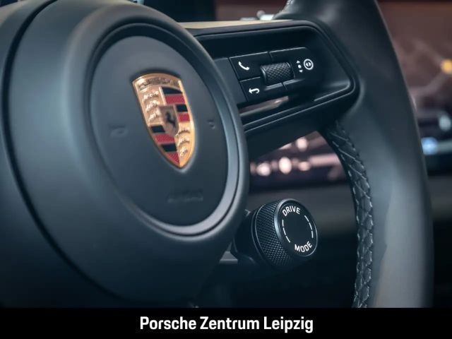 Porsche Macan 4