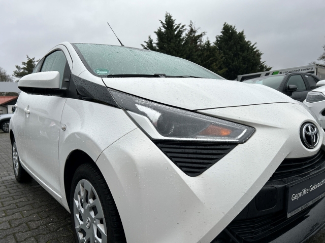 Toyota Aygo 5-deurs Play X-play