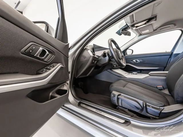 BMW 320 320d Touring xDrive