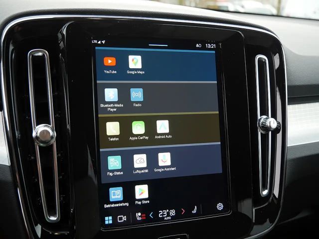 Volvo XC40 Dark Plus