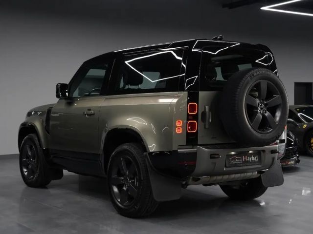Land Rover Defender 90 Dynamic HSE