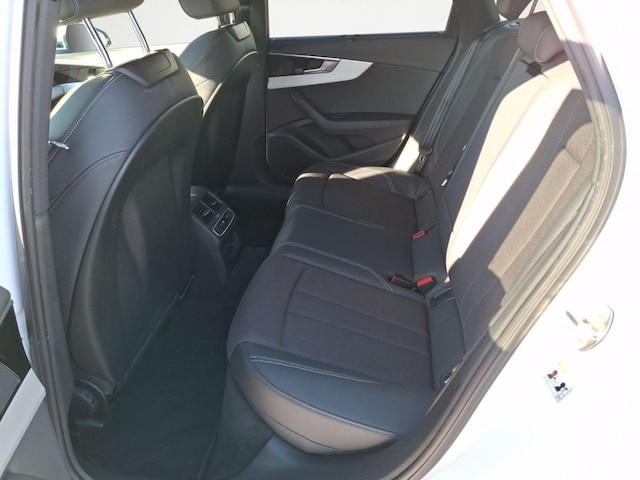 Audi A4 40 TDI Avant Quattro S-Line S-Tronic