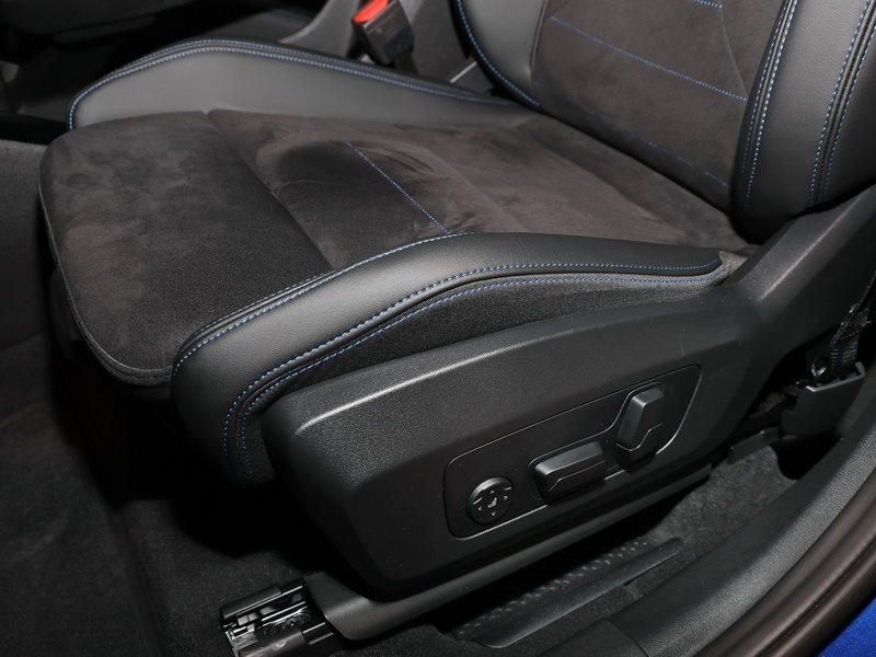 BMW 220 220i Active Tourer