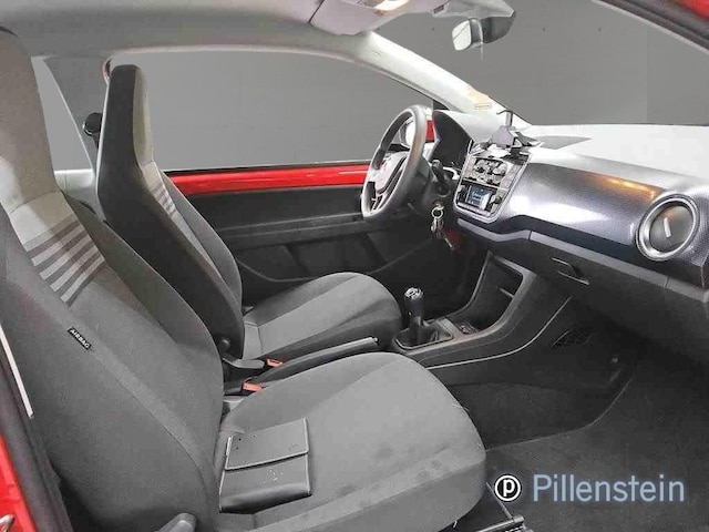 Volkswagen up! Move Move up!