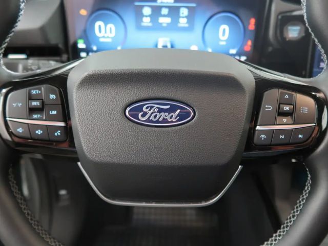 Ford Puma EcoBoost Titanium