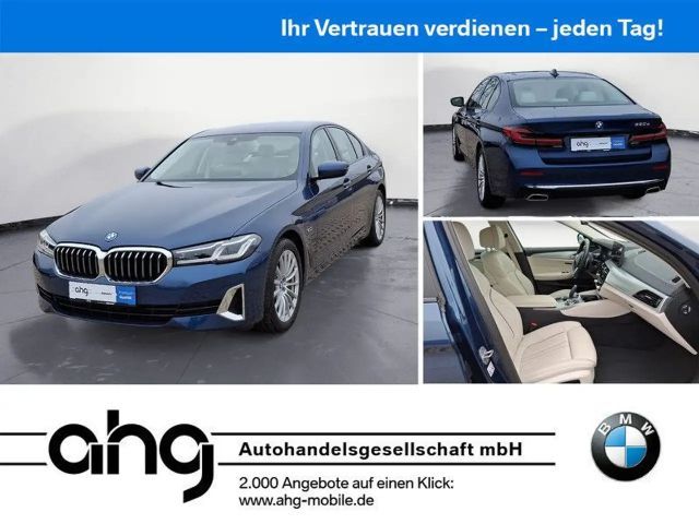 BMW 530 530e Luxury Line Sedan