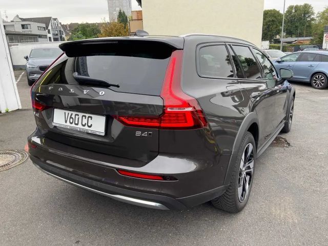Volvo V60 Cross Country AWD Ultimate