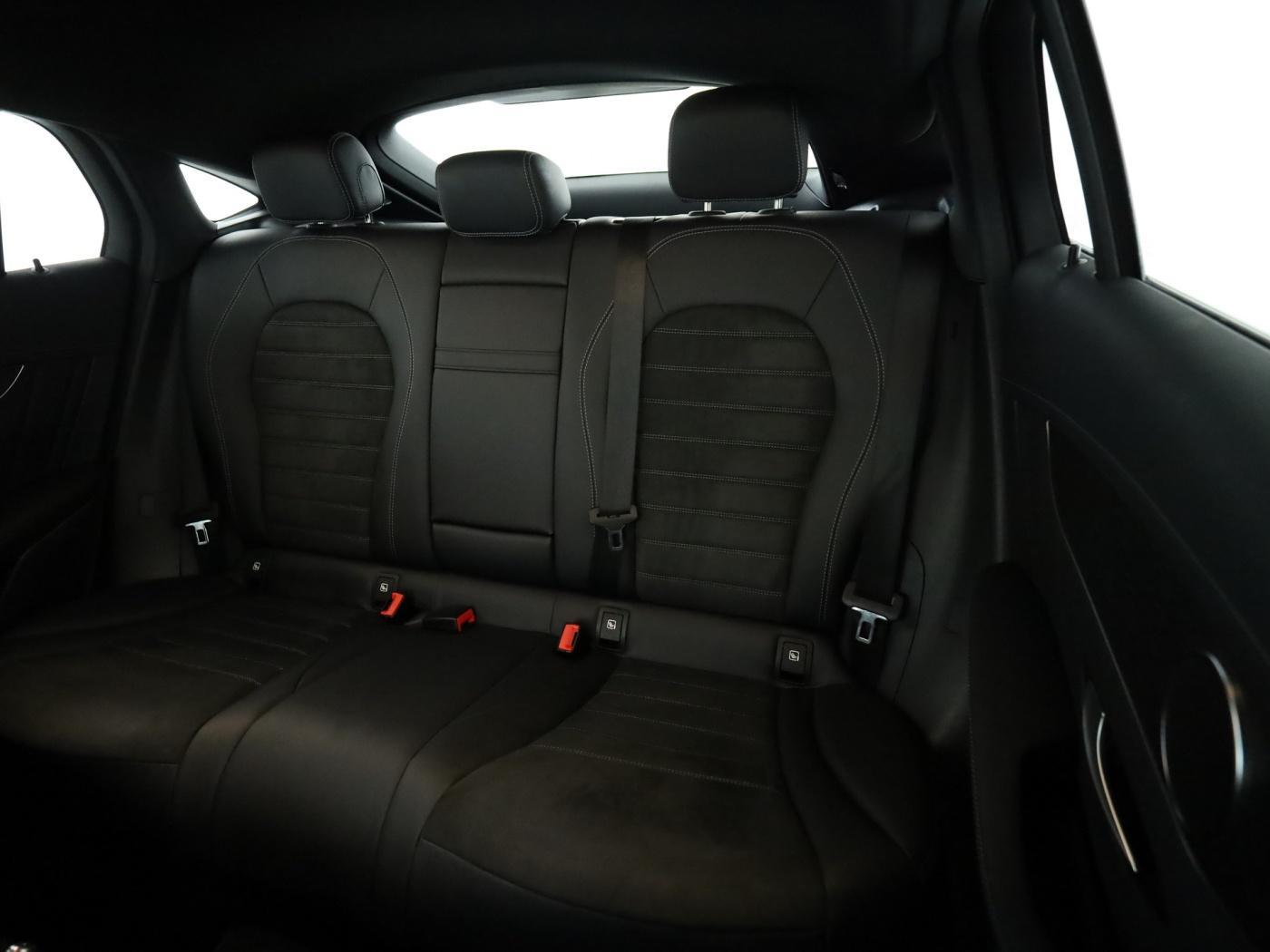 Mercedes-Benz GLC 300 4MATIC AMG Line Coupé