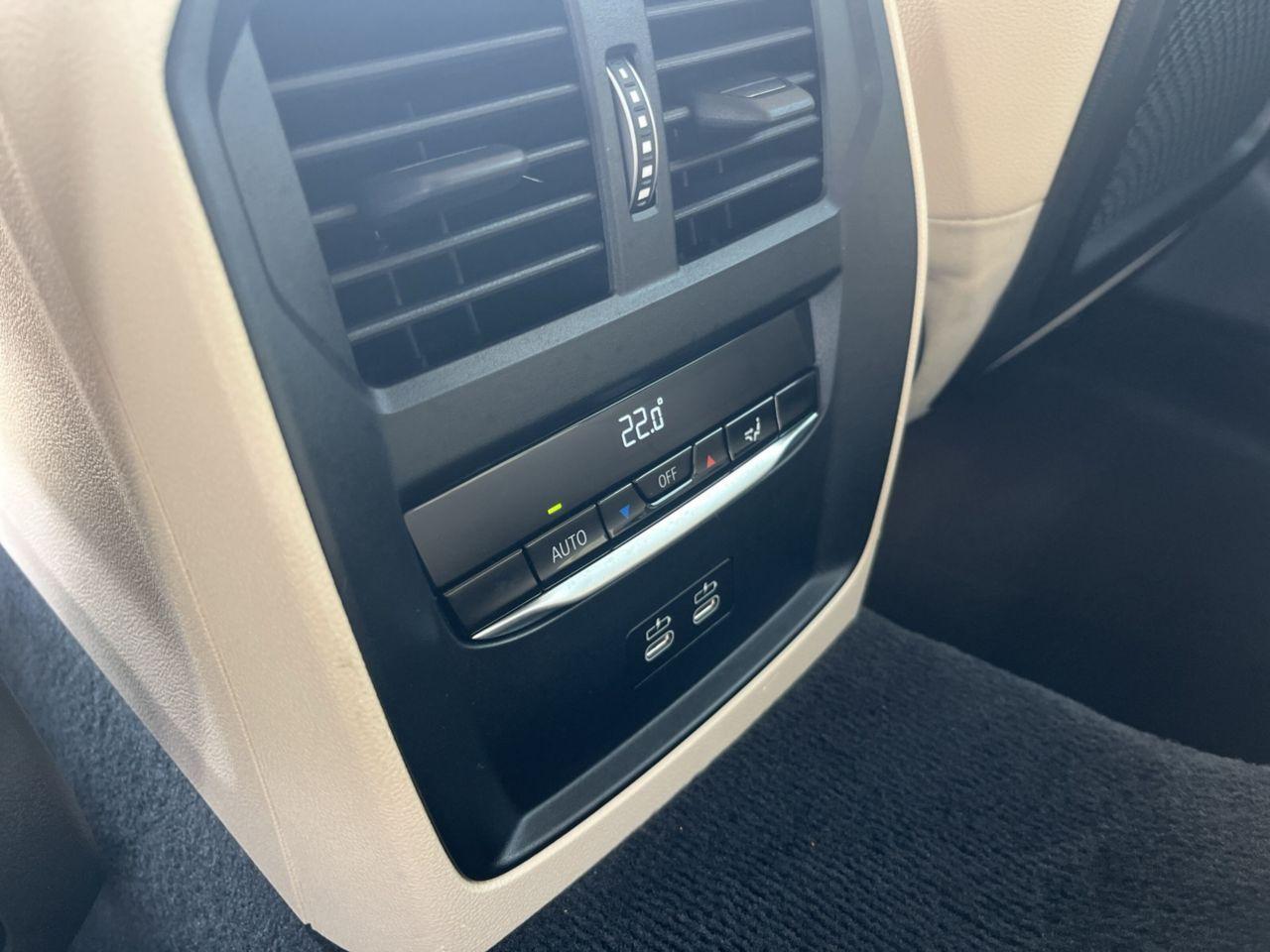 BMW 320 320d Touring xDrive