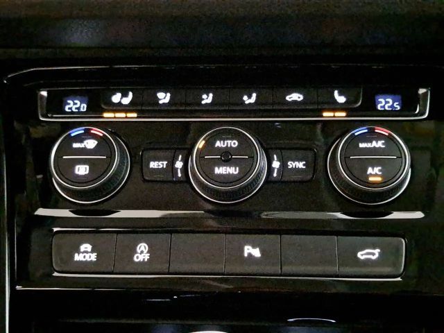 Volkswagen Touran DSG Highline