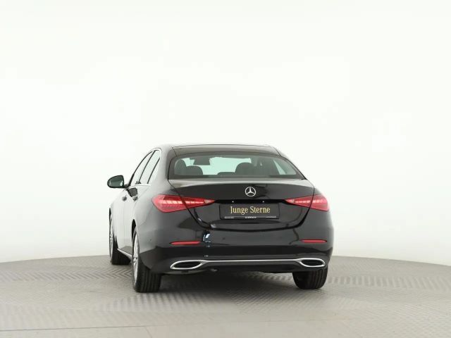 Mercedes-Benz C 180 AVANTGARDE Sedan