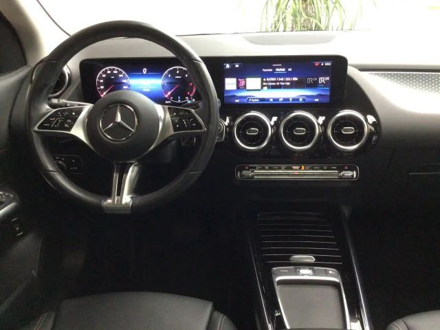 Mercedes-Benz GLA 200 GLA 200 d