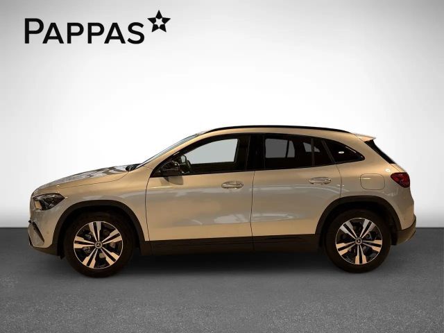 Mercedes-Benz GLA 200 Progressive