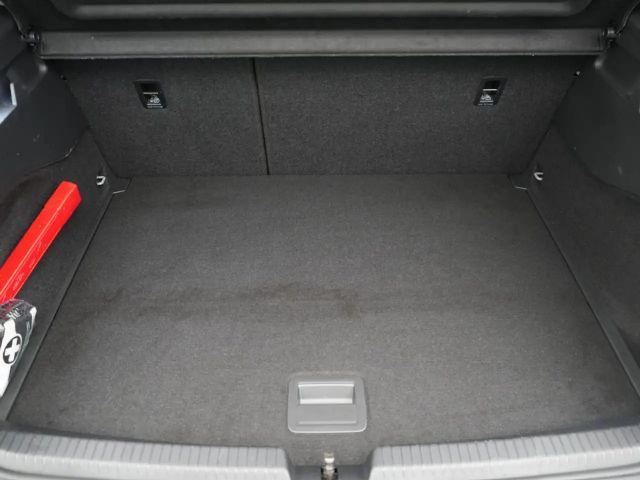 Cupra Born LED NAVI VIRT ACC KAM SHZ PDC KLIMA