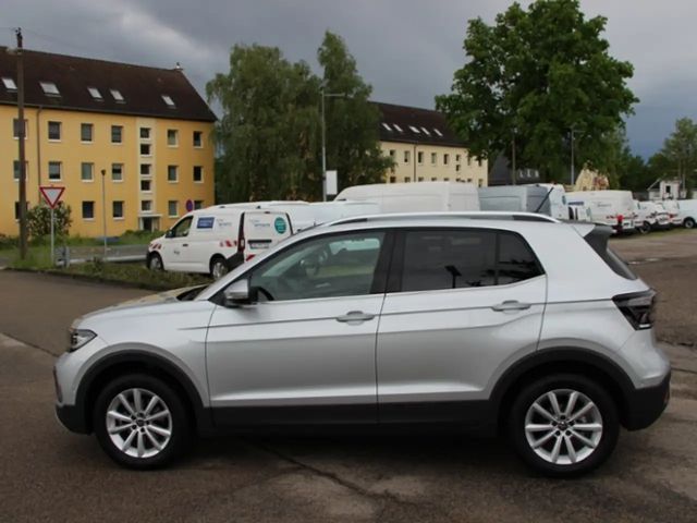 Volkswagen T-Cross Style