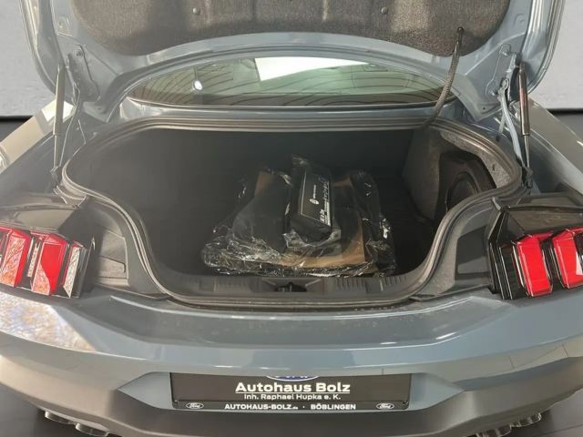 Ford Mustang Fastback GT 5.0 V8