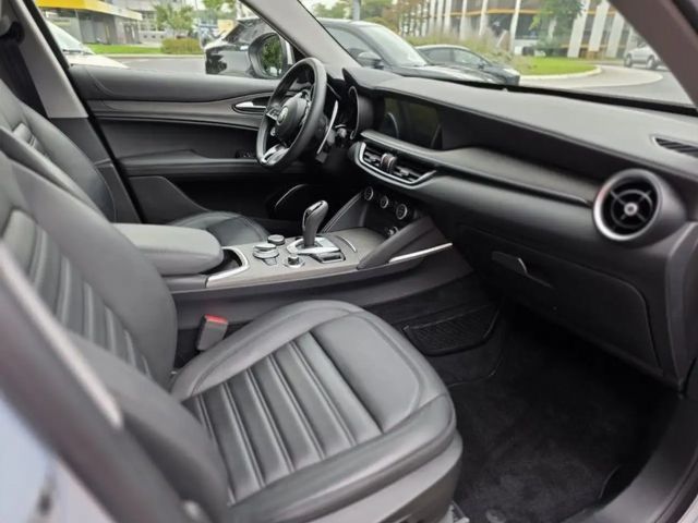 Alfa Romeo Stelvio Lusso Q4 TI