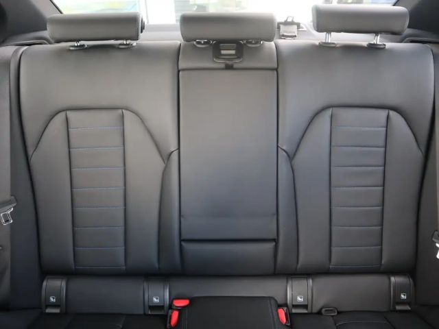 BMW 330 330i M-Sport Sedan xDrive