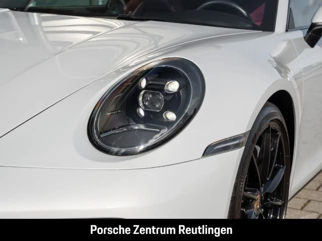 Porsche 992 4 Carrera Coupé